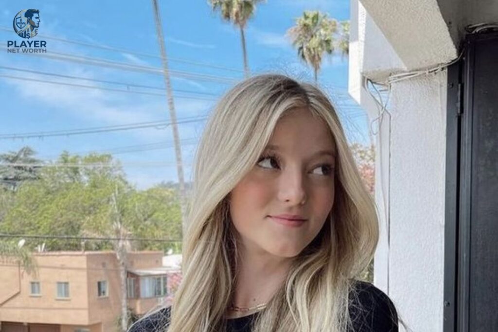 Emily Dobson Net Worth