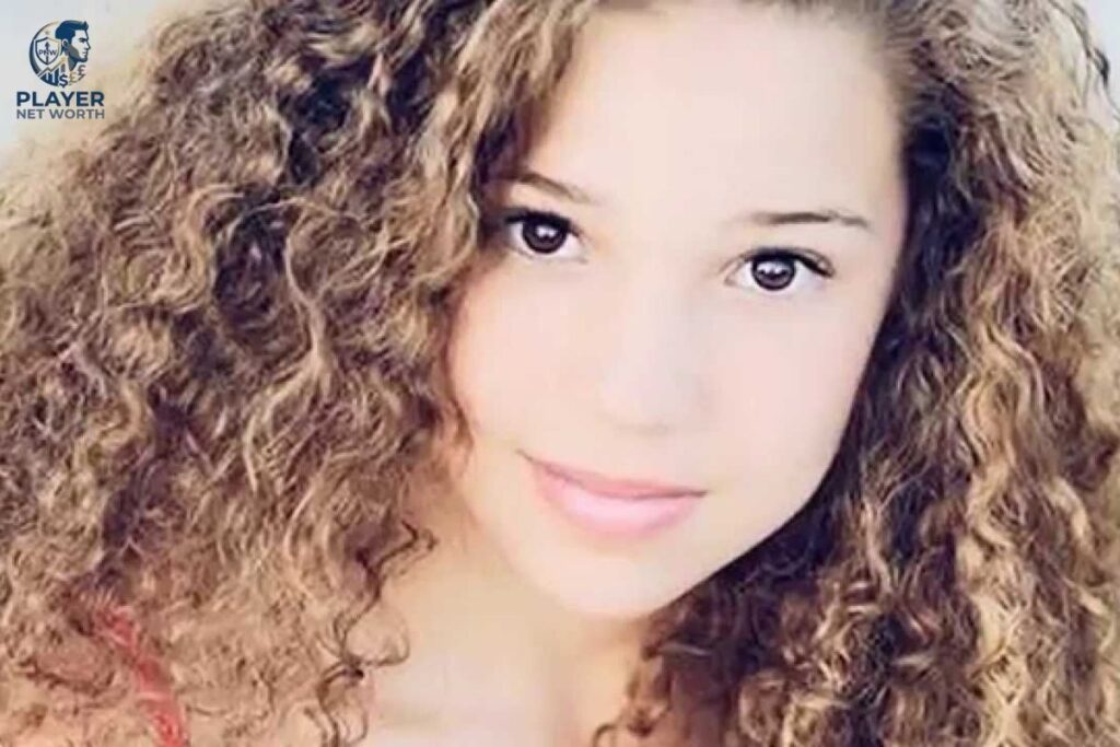Madison Haschak  Net Worth